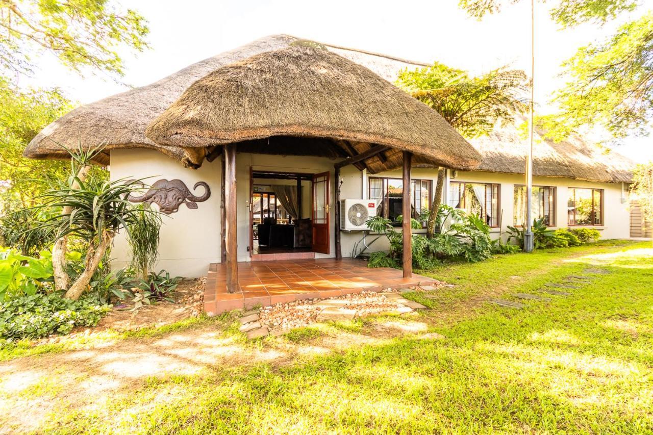 Nyathi Lodge Richards Bay Exteriör bild